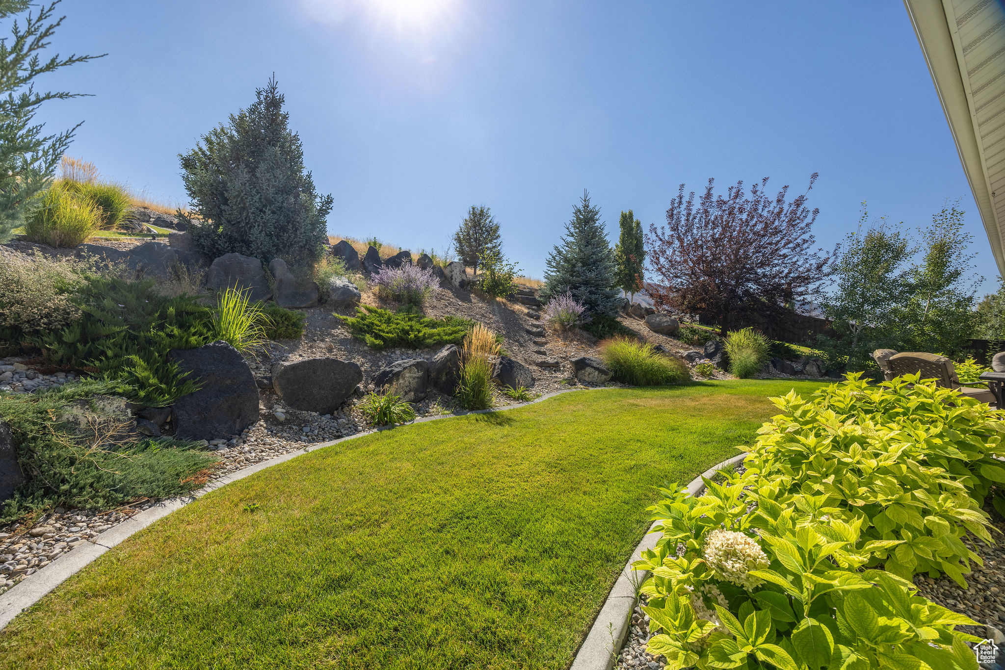 FOOTHILL HEIGHTS - Residential