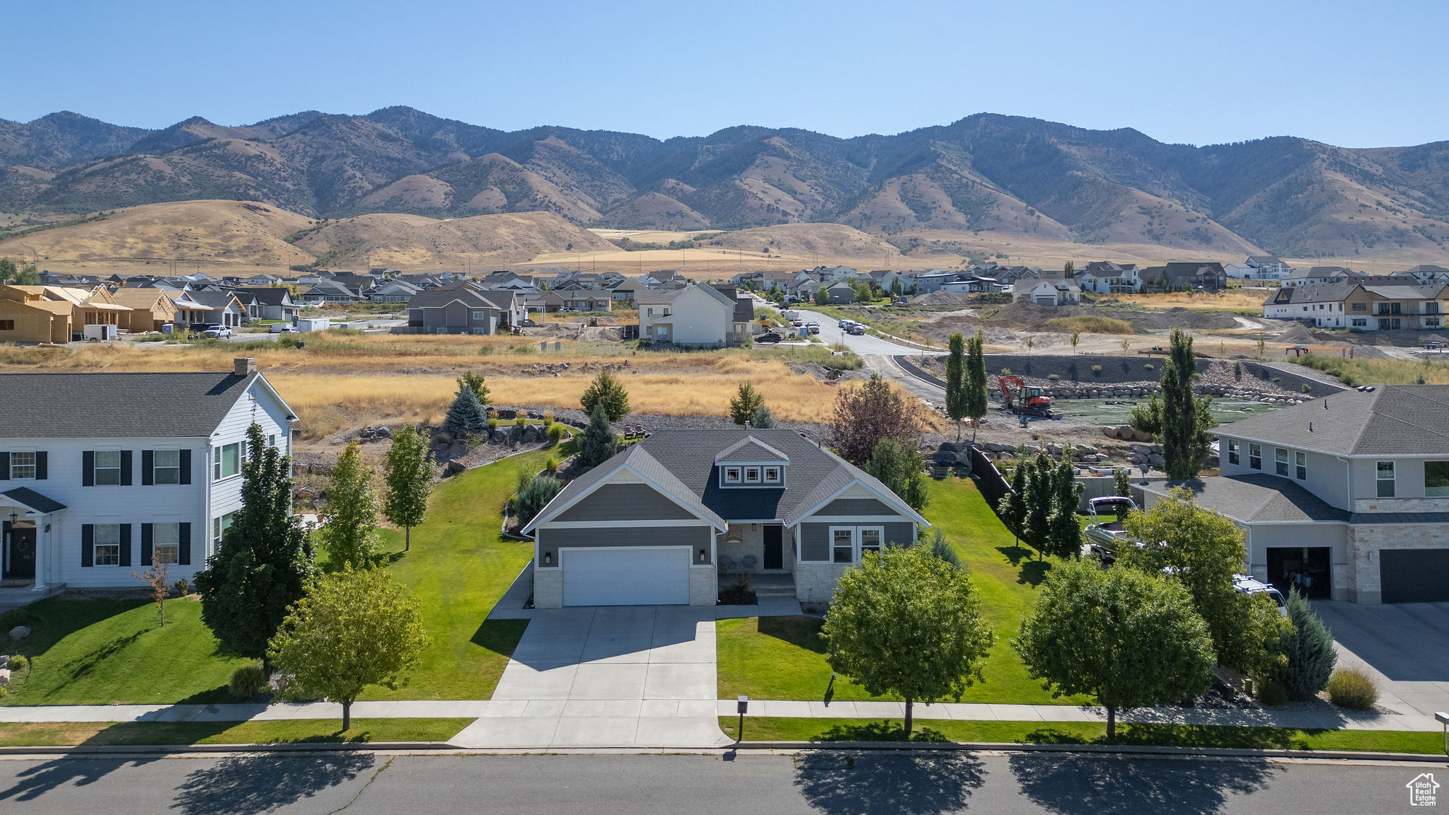 FOOTHILL HEIGHTS - Residential