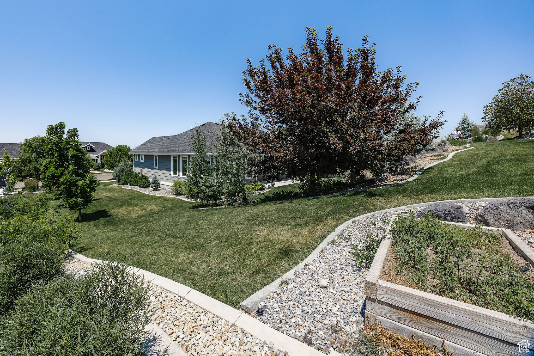 FOOTHILL HEIGHTS - Residential