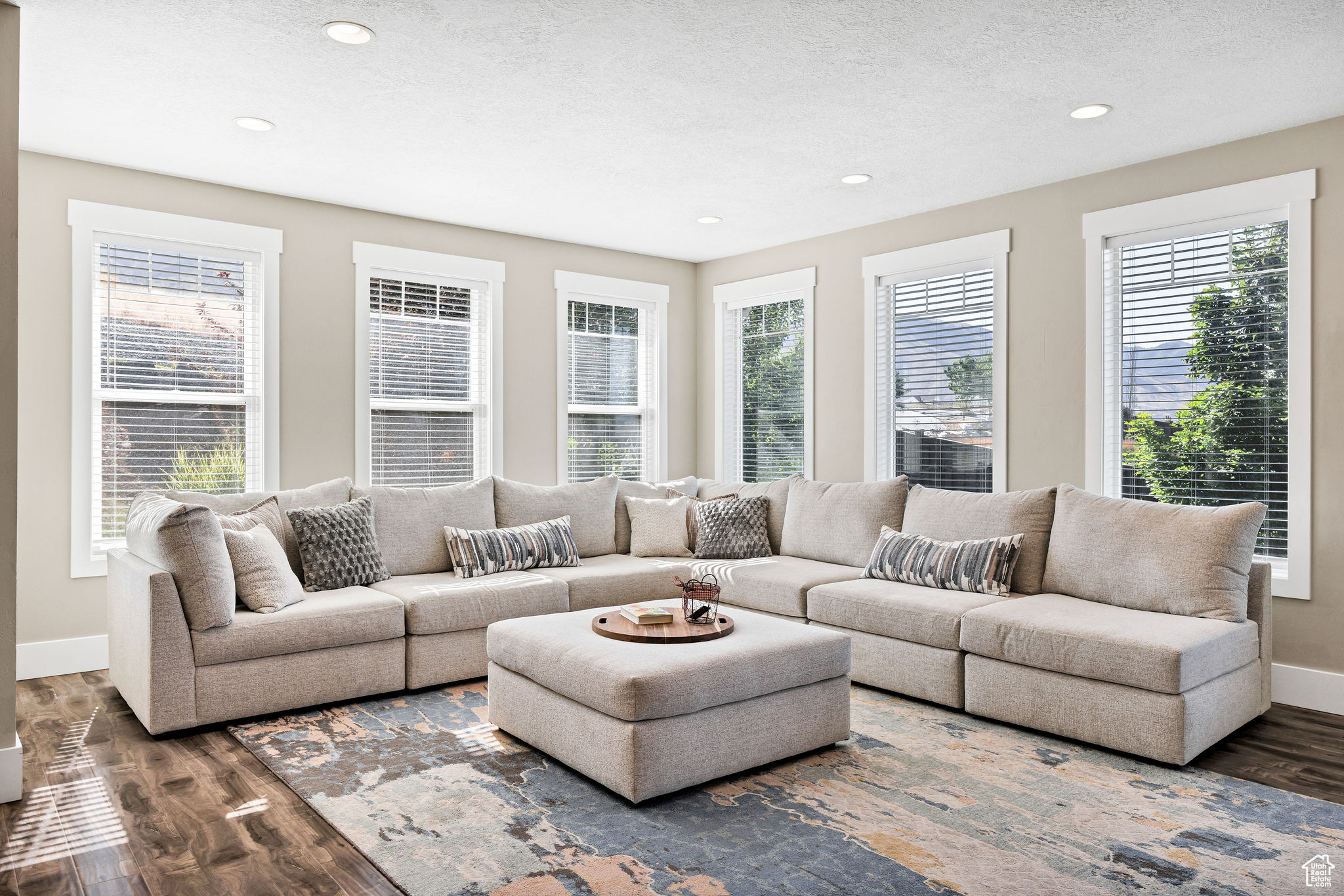 FOOTHILL HEIGHTS - Residential