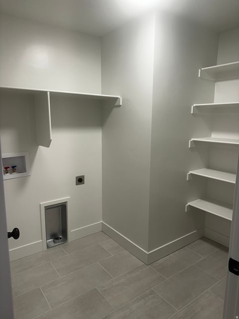 Tiny photo for 15 S LUNAR WAY, Mapleton, UT 84664 (MLS # 2150103)