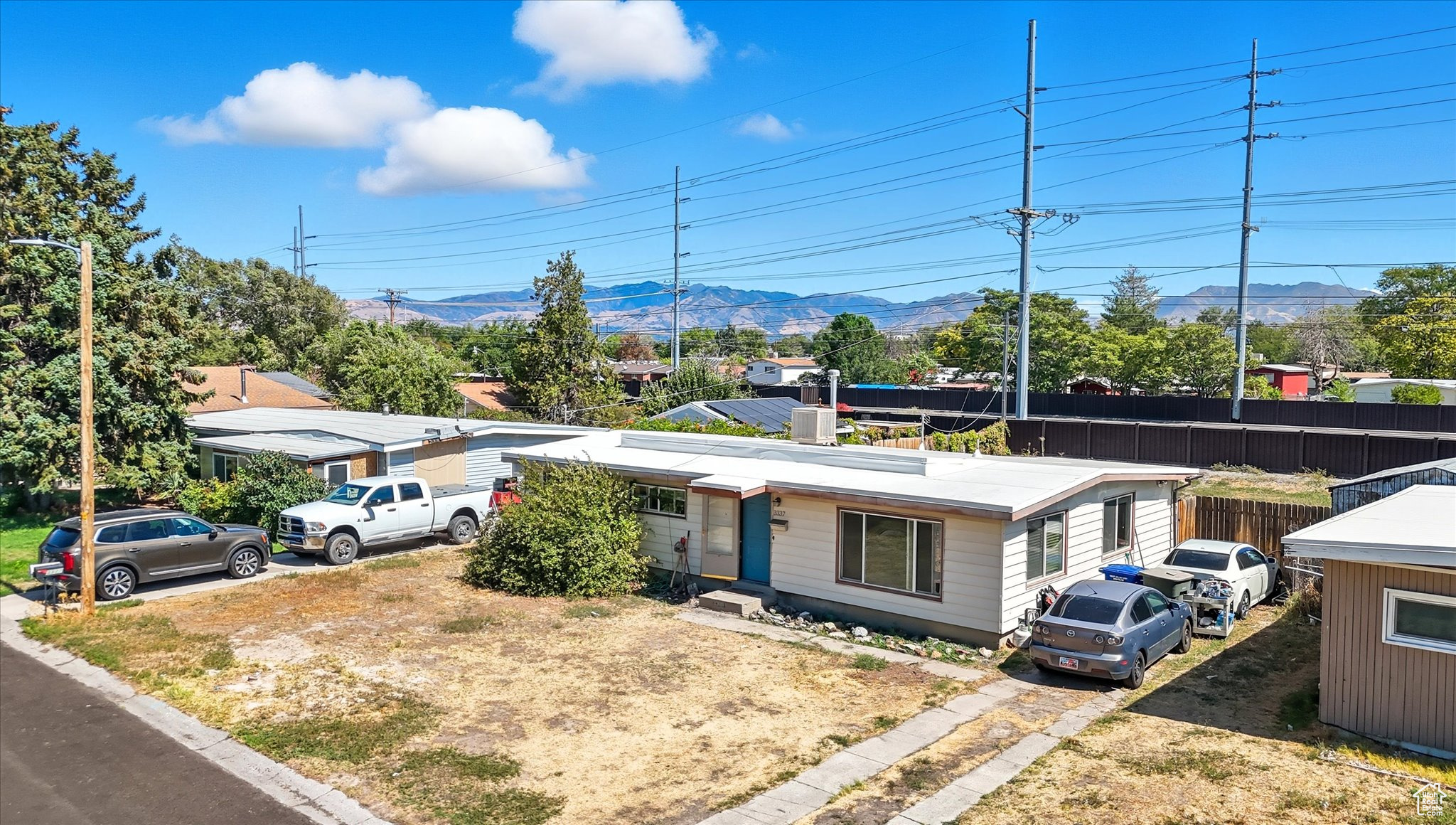 HILLSDALE - Residential