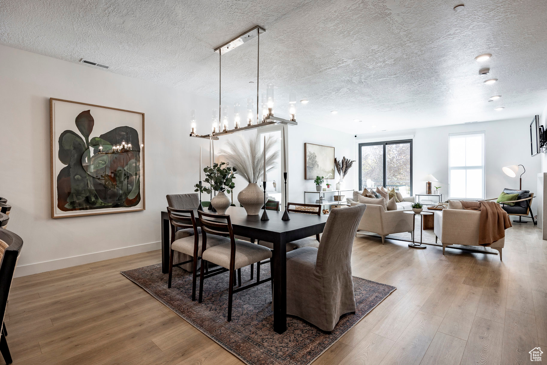 APOLLO SQUARE - Residential