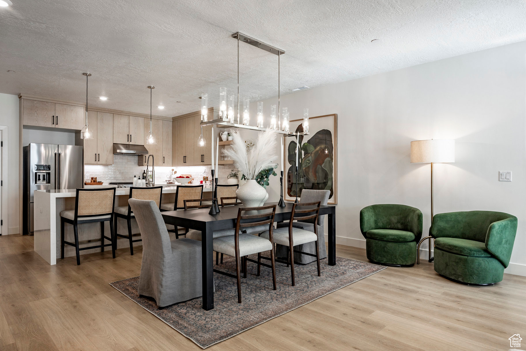 APOLLO SQUARE - Residential