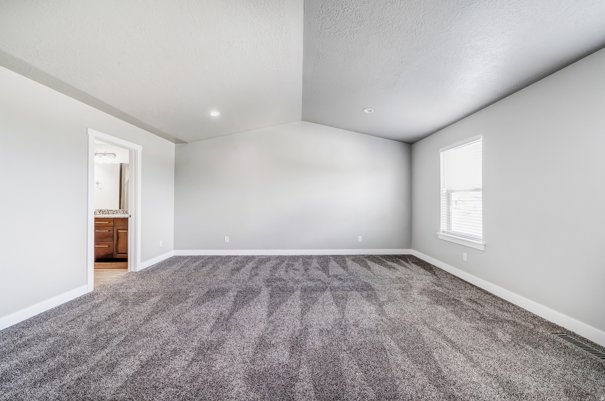 THE COVE - Residential