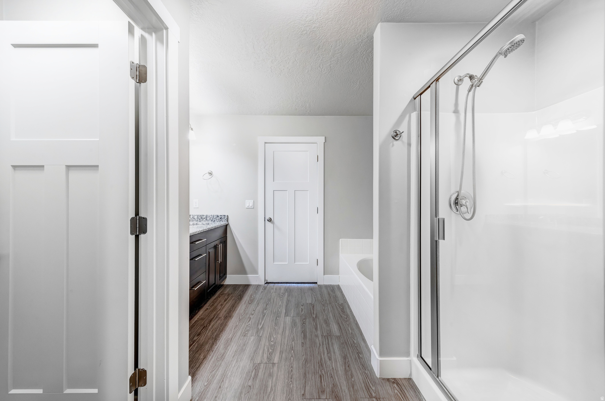 THE COVE - Residential