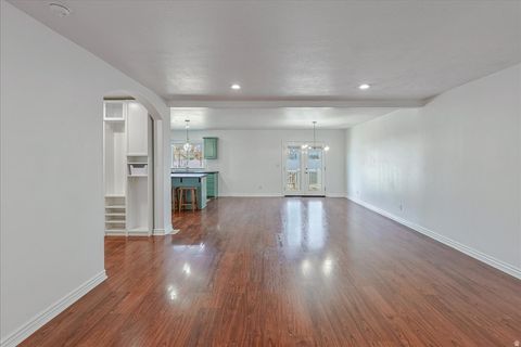 Tiny photo for 1262 N CIRCLE CV W, Lehi, UT 84043 (MLS # 2135446)
