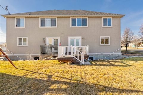 Tiny photo for 1262 N CIRCLE CV W, Lehi, UT 84043 (MLS # 2135446)