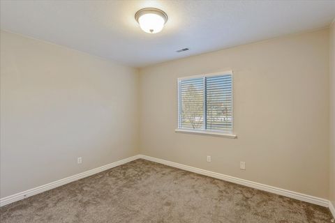 Tiny photo for 1262 N CIRCLE CV W, Lehi, UT 84043 (MLS # 2135446)
