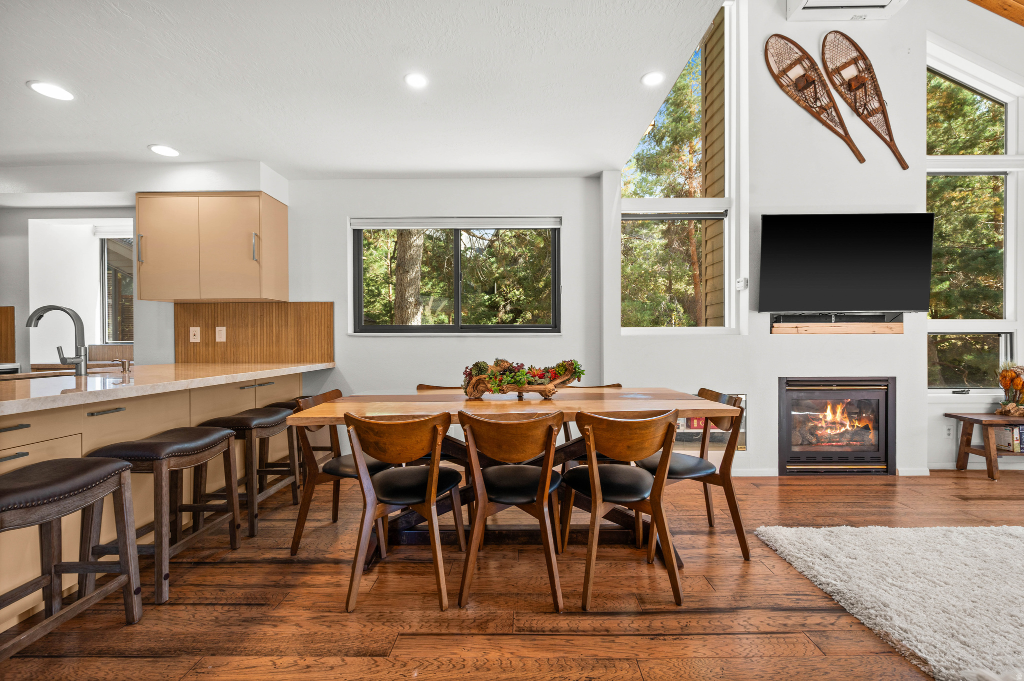 RED PINE - Residential