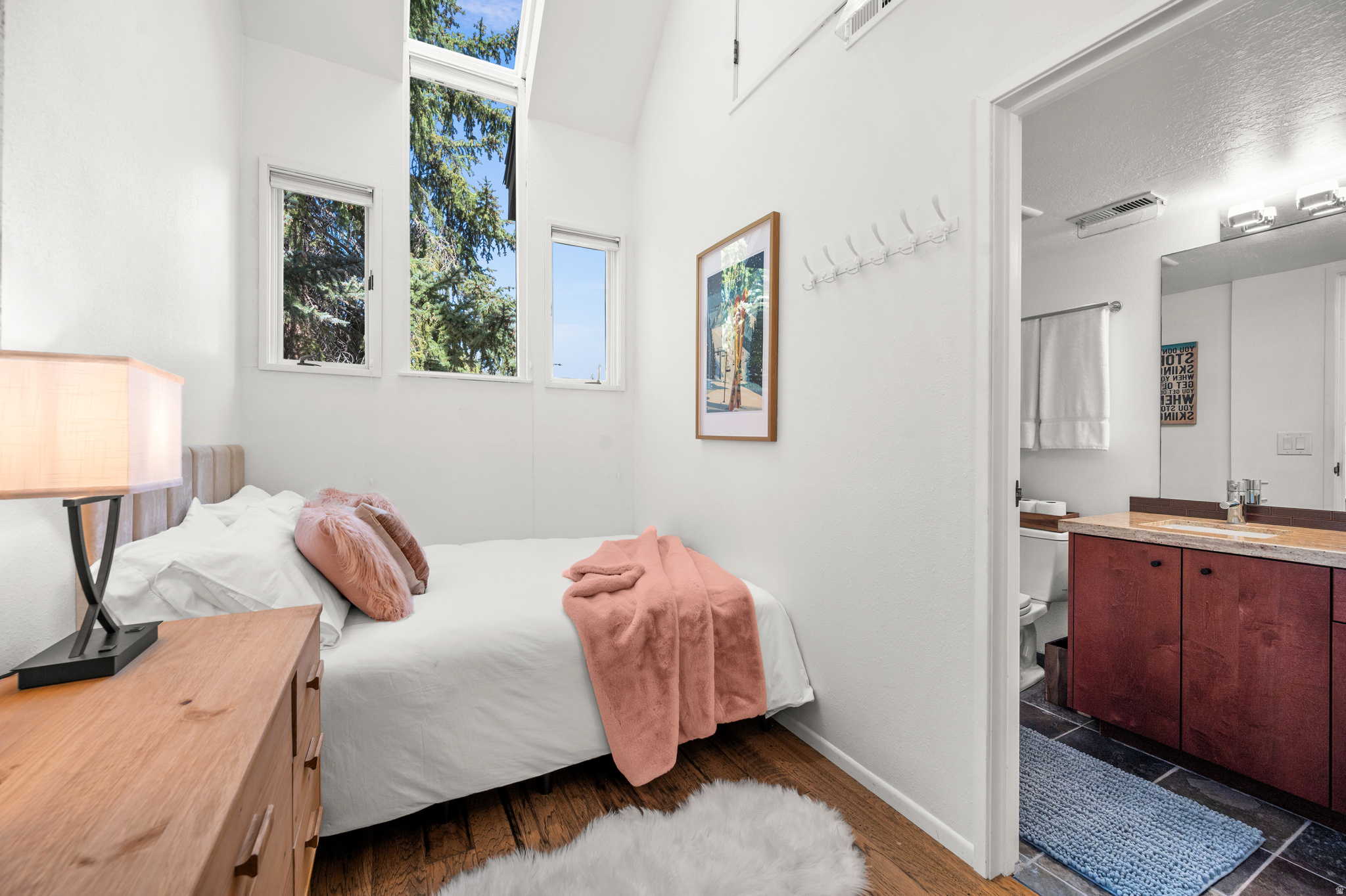 RED PINE - Residential