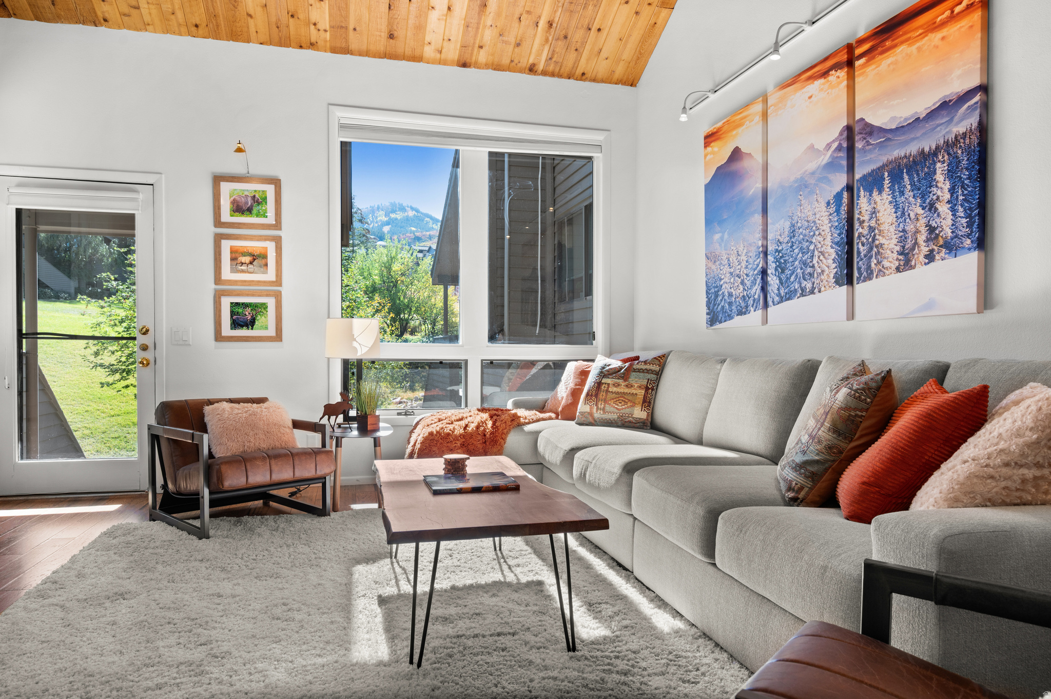 RED PINE - Residential