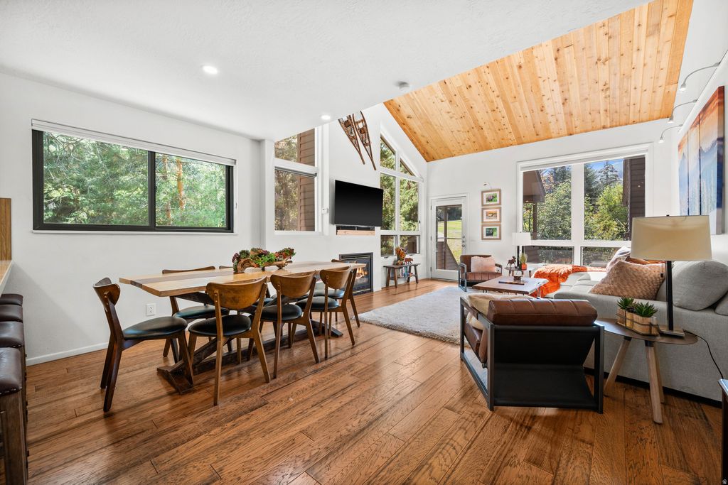 Photo of 2149 APACHE TRAIL Trl #18, Park City, UT 84098 (MLS # 2145351)