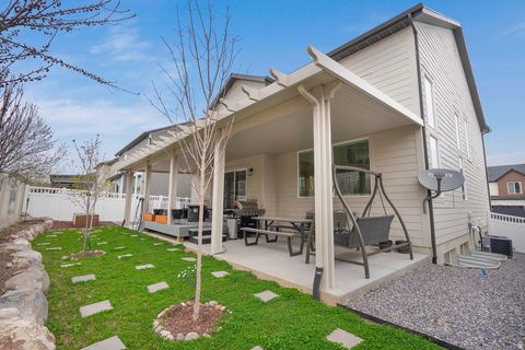 Tiny photo for 4143 W GATE KEEPER DR, Herriman, UT 84096 (MLS # 2142946)