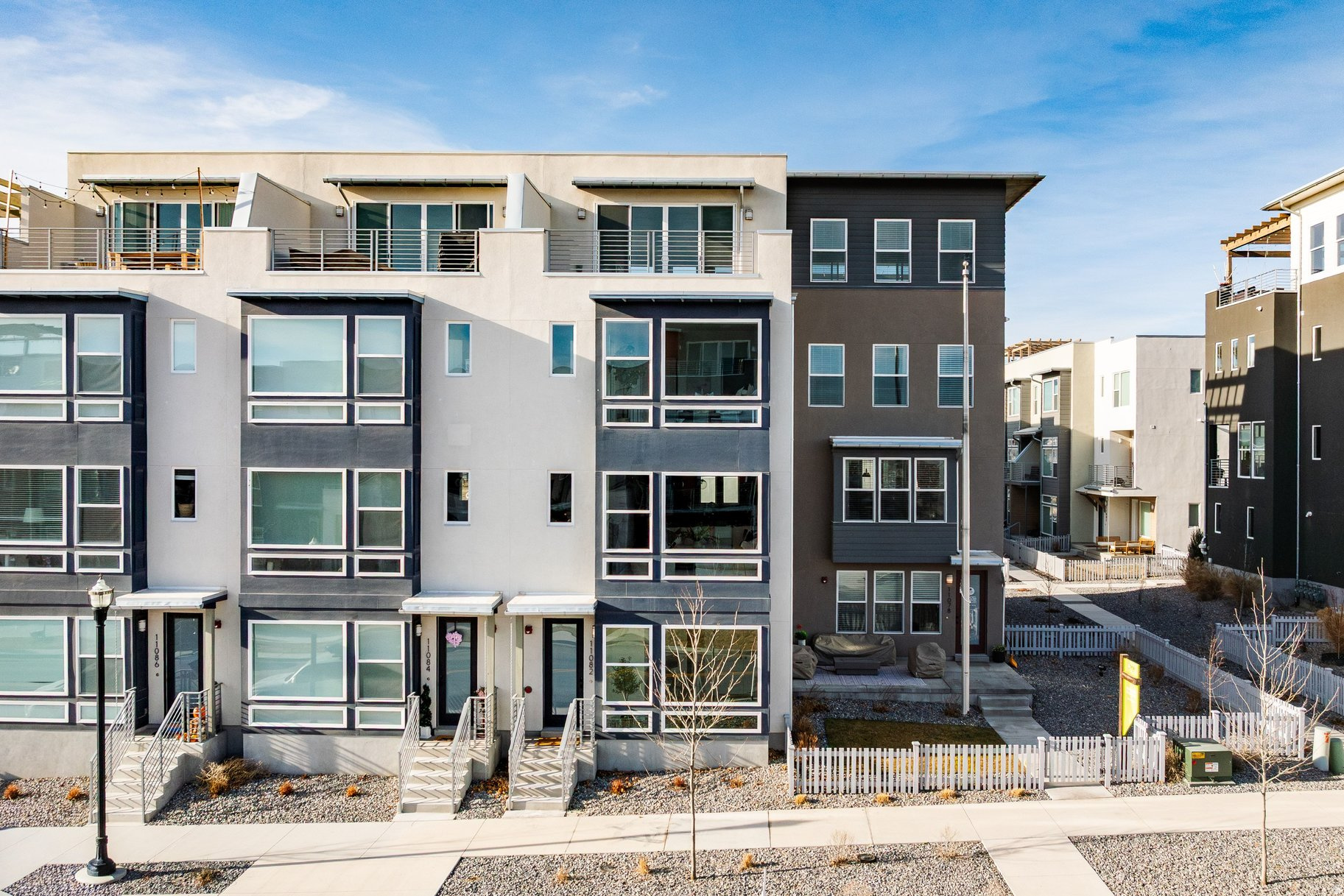 DAYBREAK - Residential