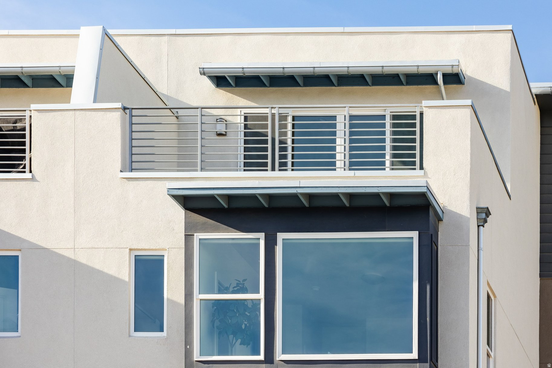 DAYBREAK - Residential