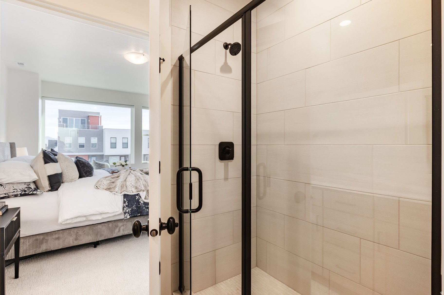 DAYBREAK - Residential