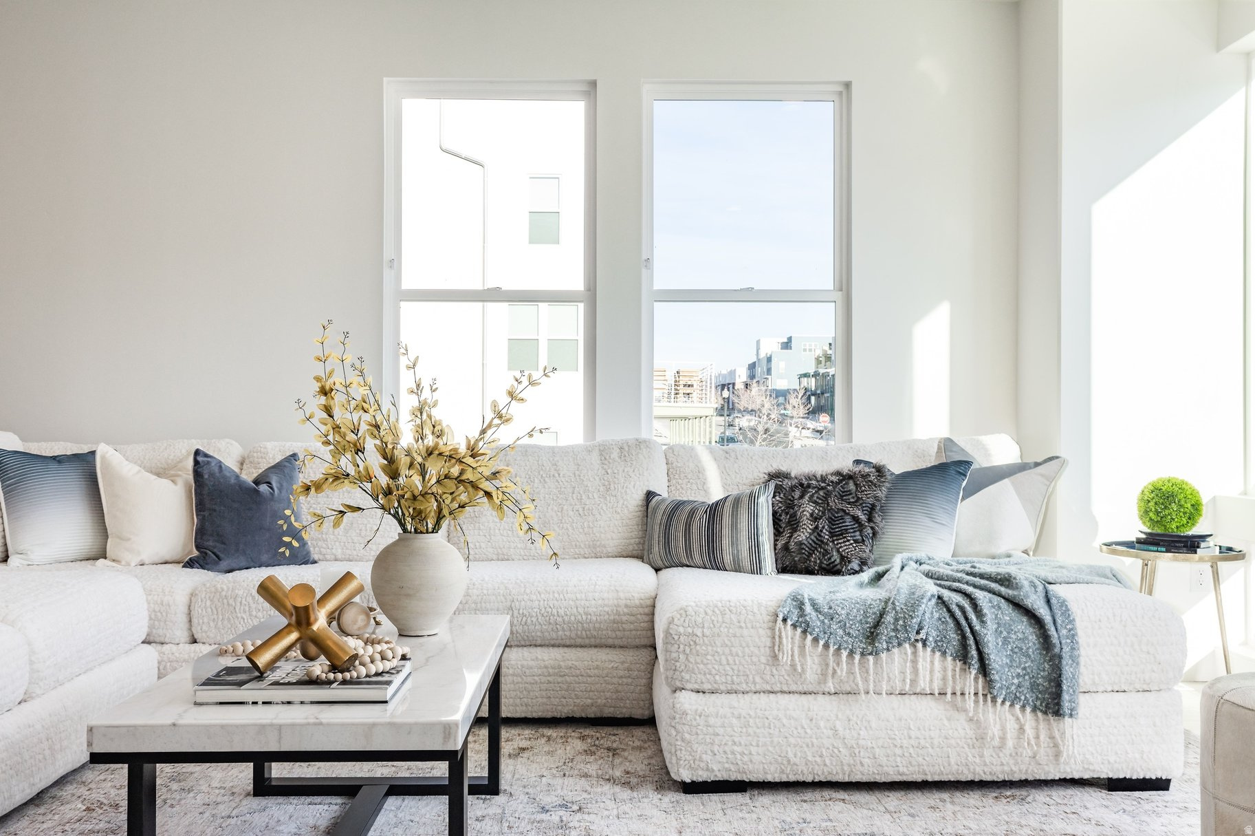 DAYBREAK - Residential