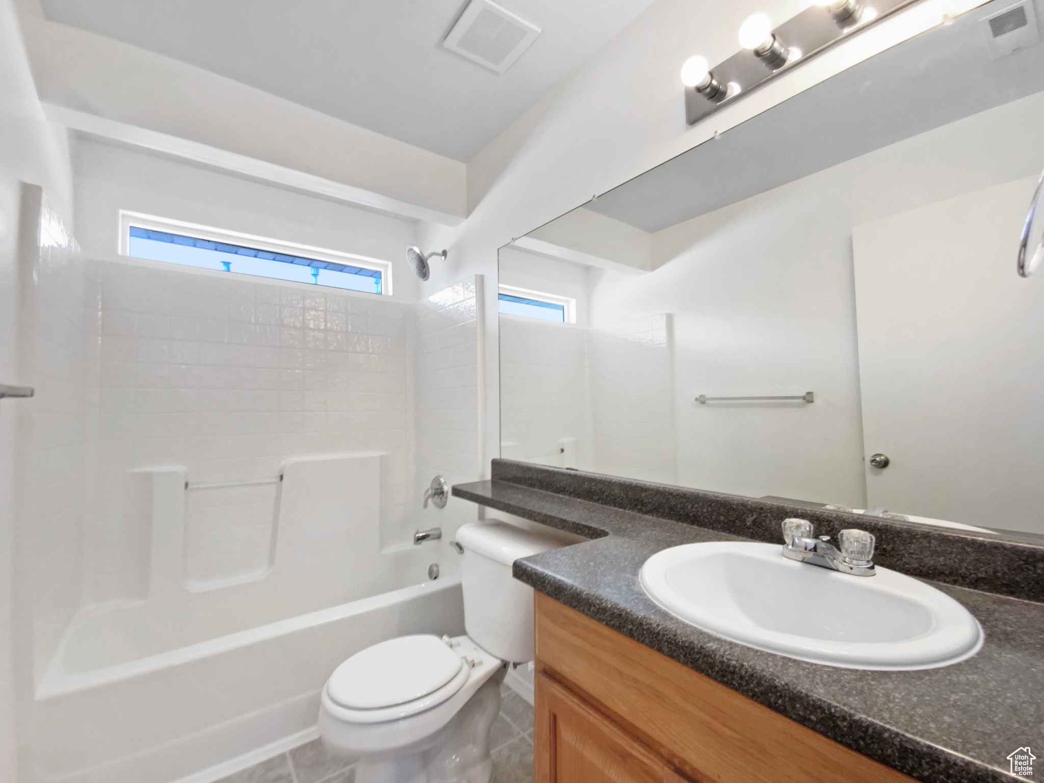 IVY SPRINGS CONDOMINIUM PHASE 4 - Residential