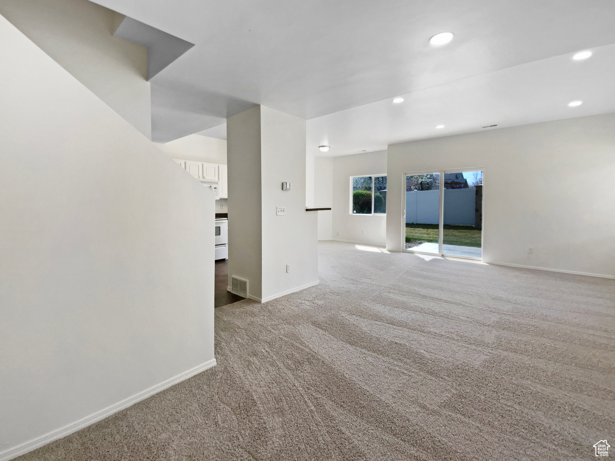 IVY SPRINGS CONDOMINIUM PHASE 4 - Residential