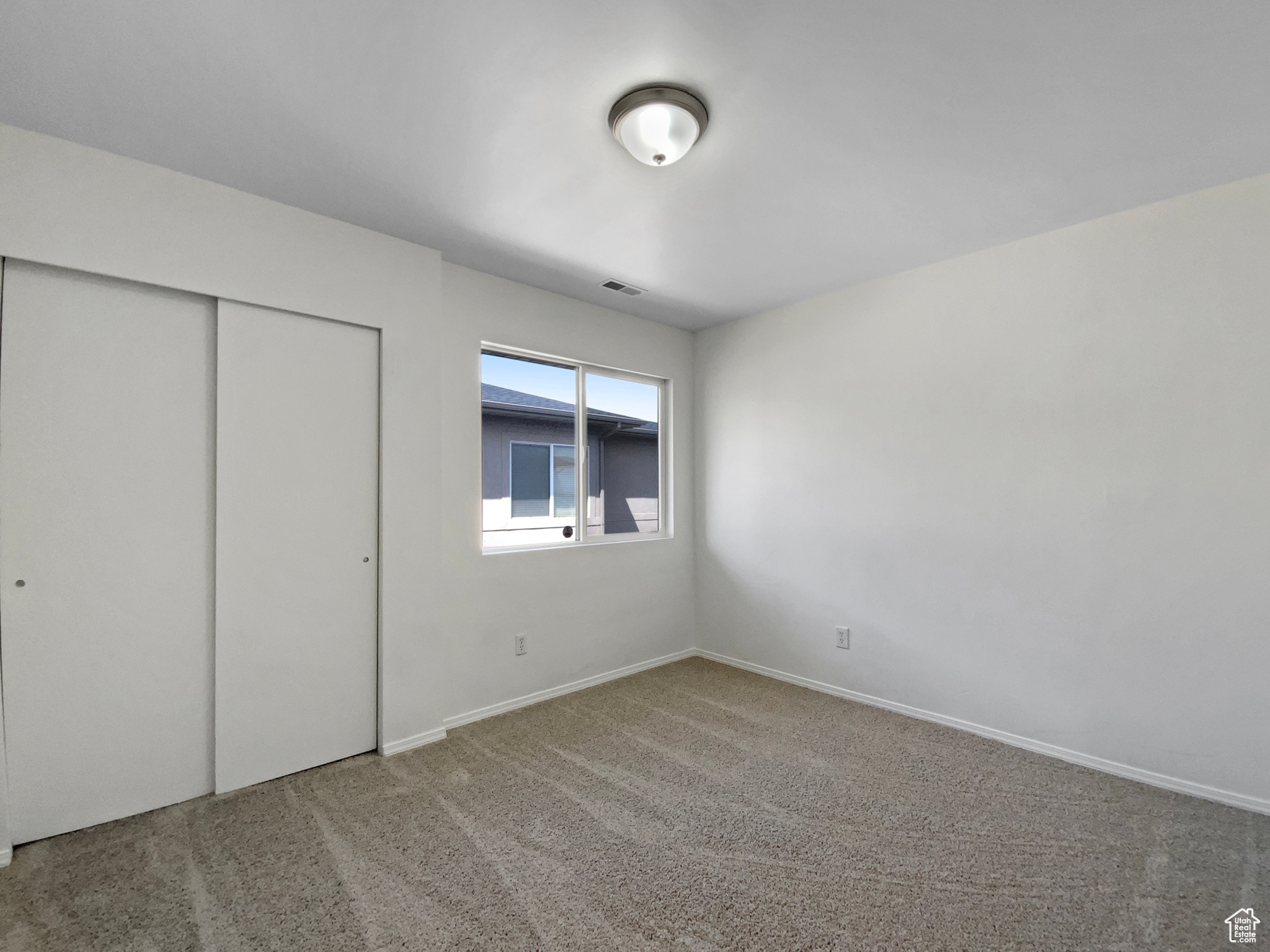 IVY SPRINGS CONDOMINIUM PHASE 4 - Residential