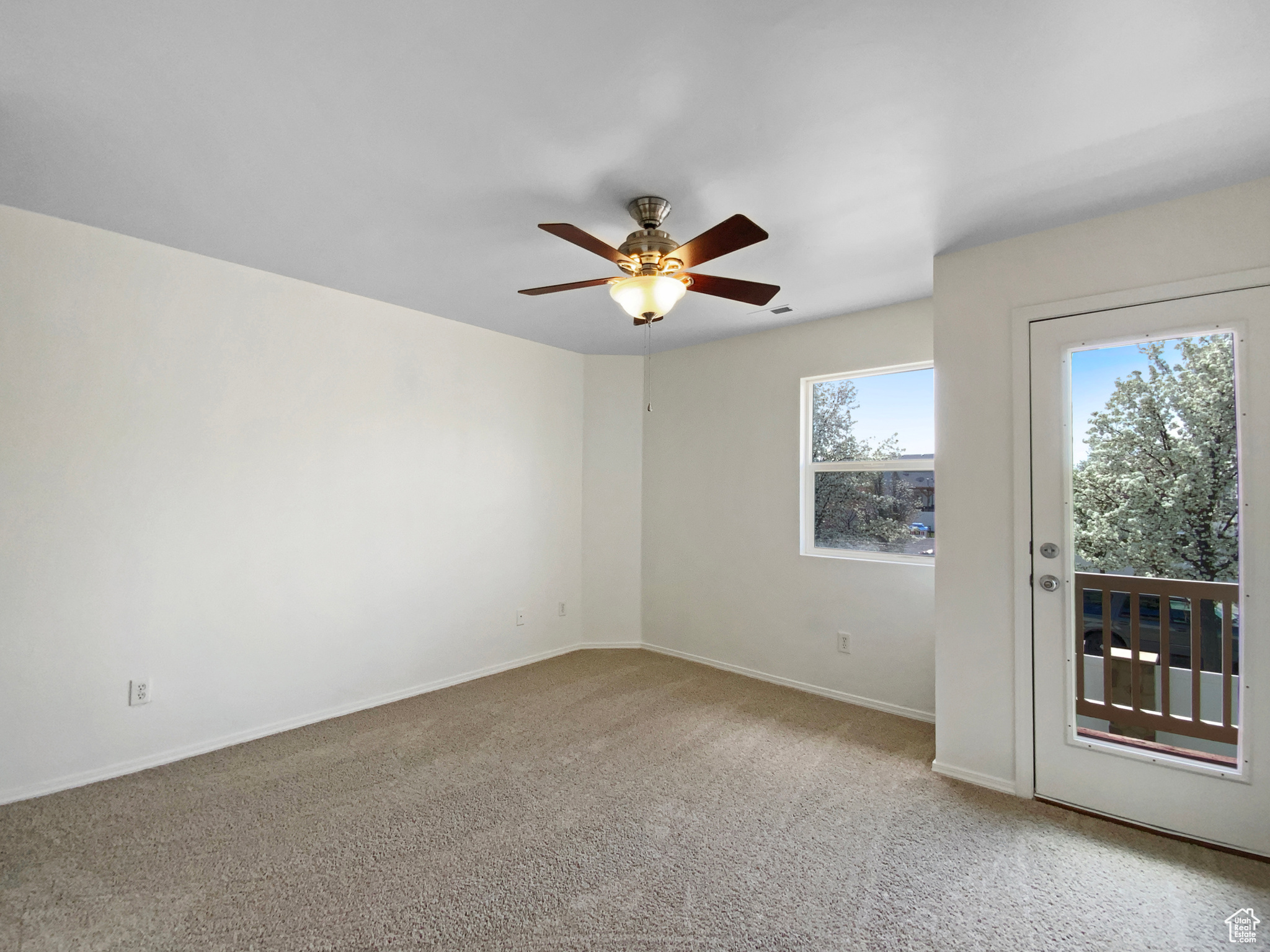 IVY SPRINGS CONDOMINIUM PHASE 4 - Residential