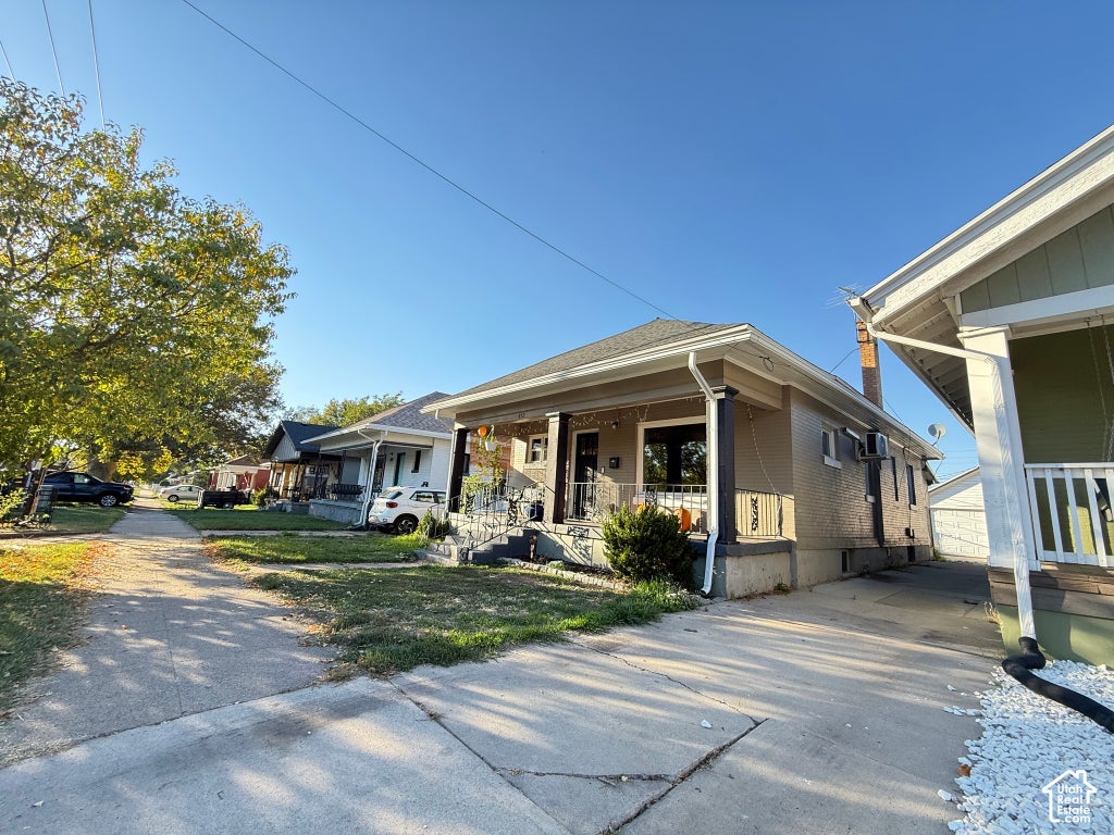 Photo of 852 27TH ST, Ogden, UT 84403 (MLS # 2190234)