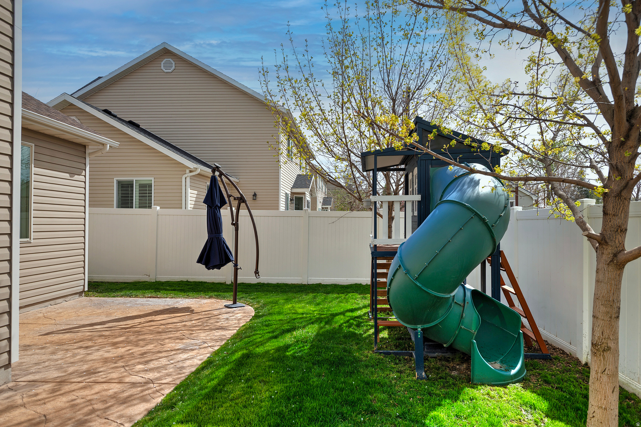 NIBLEY GARDENS - Residential