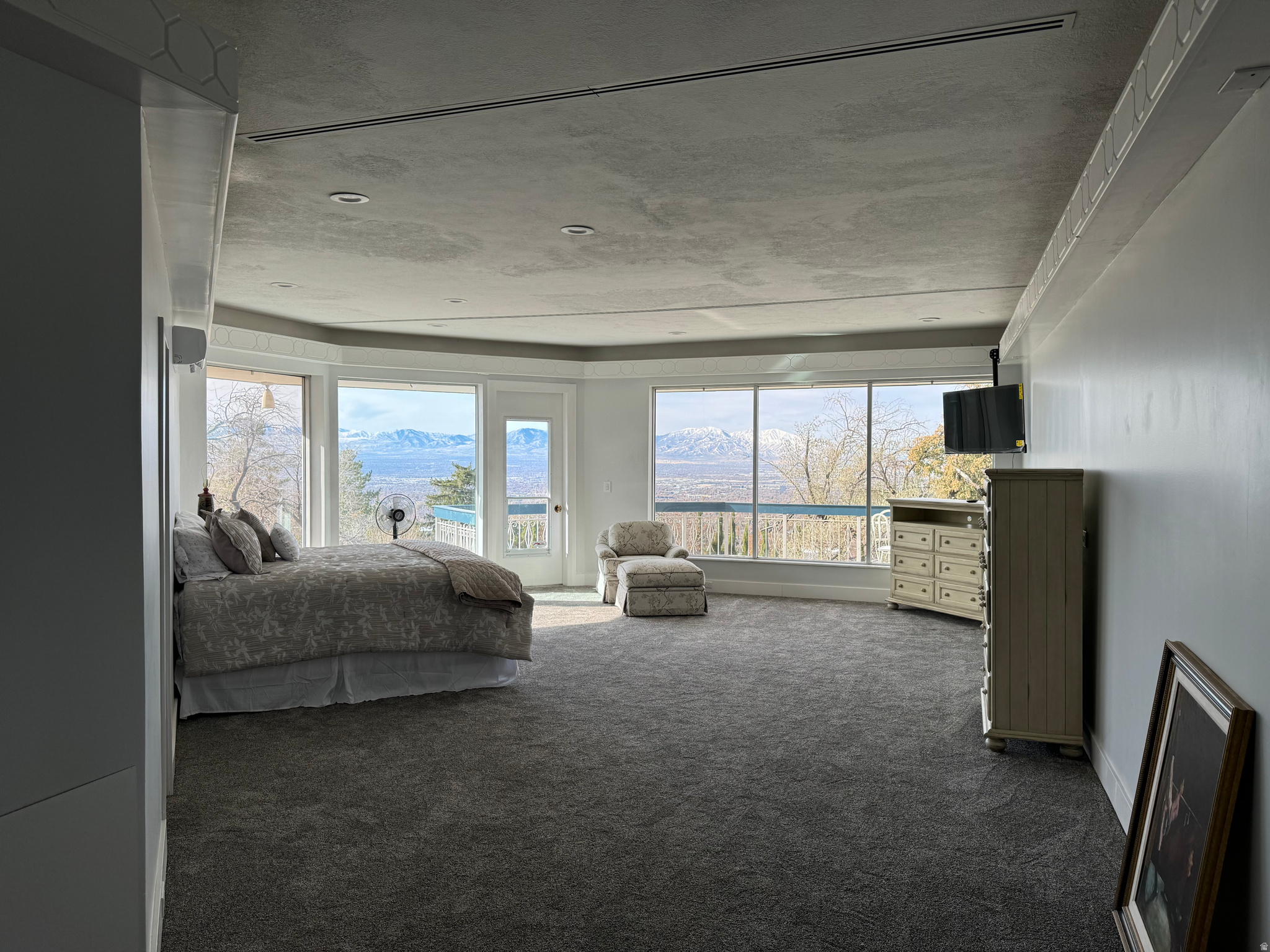 ST MARY HILL - Residential