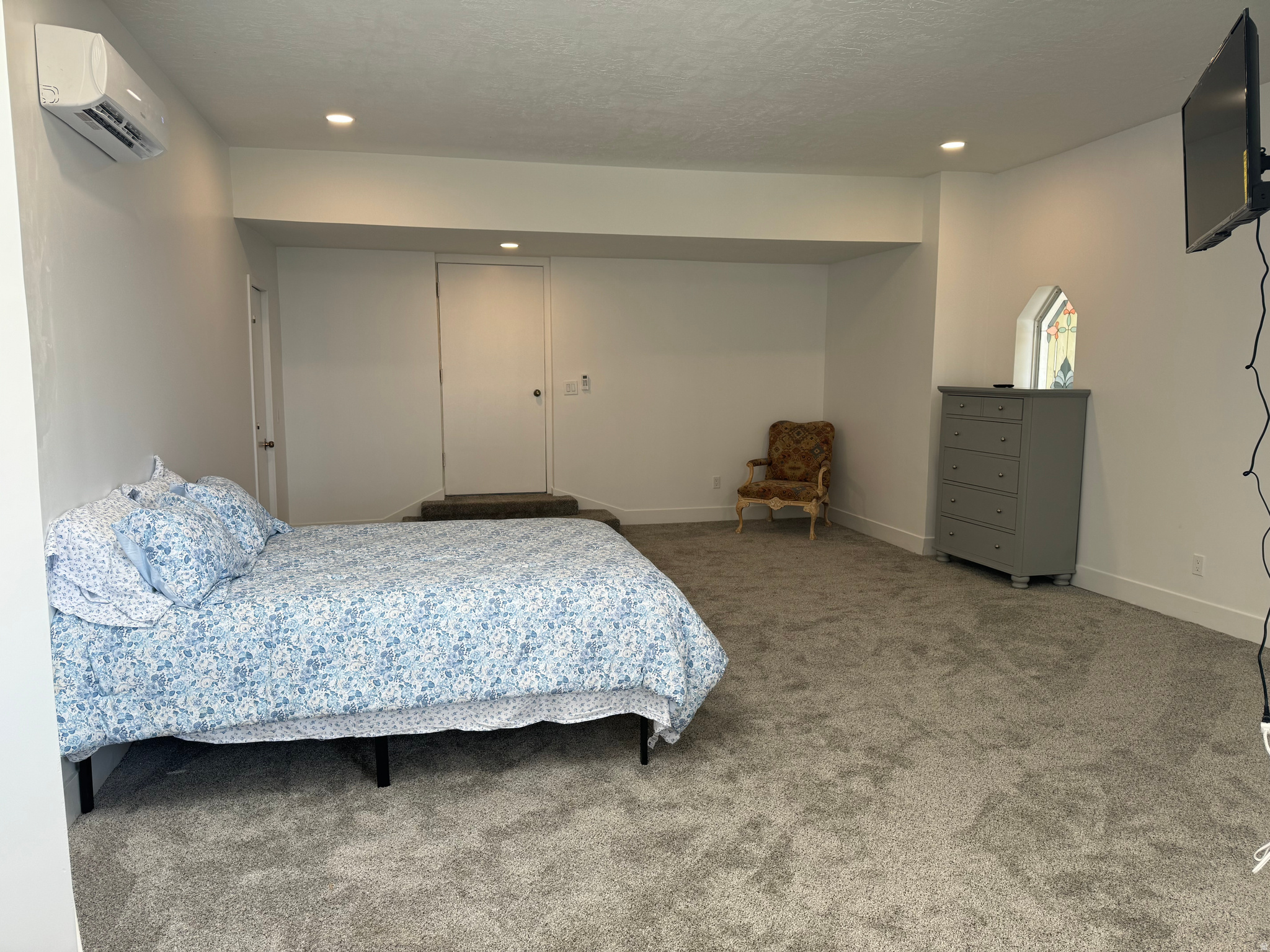 ST MARY HILL - Residential