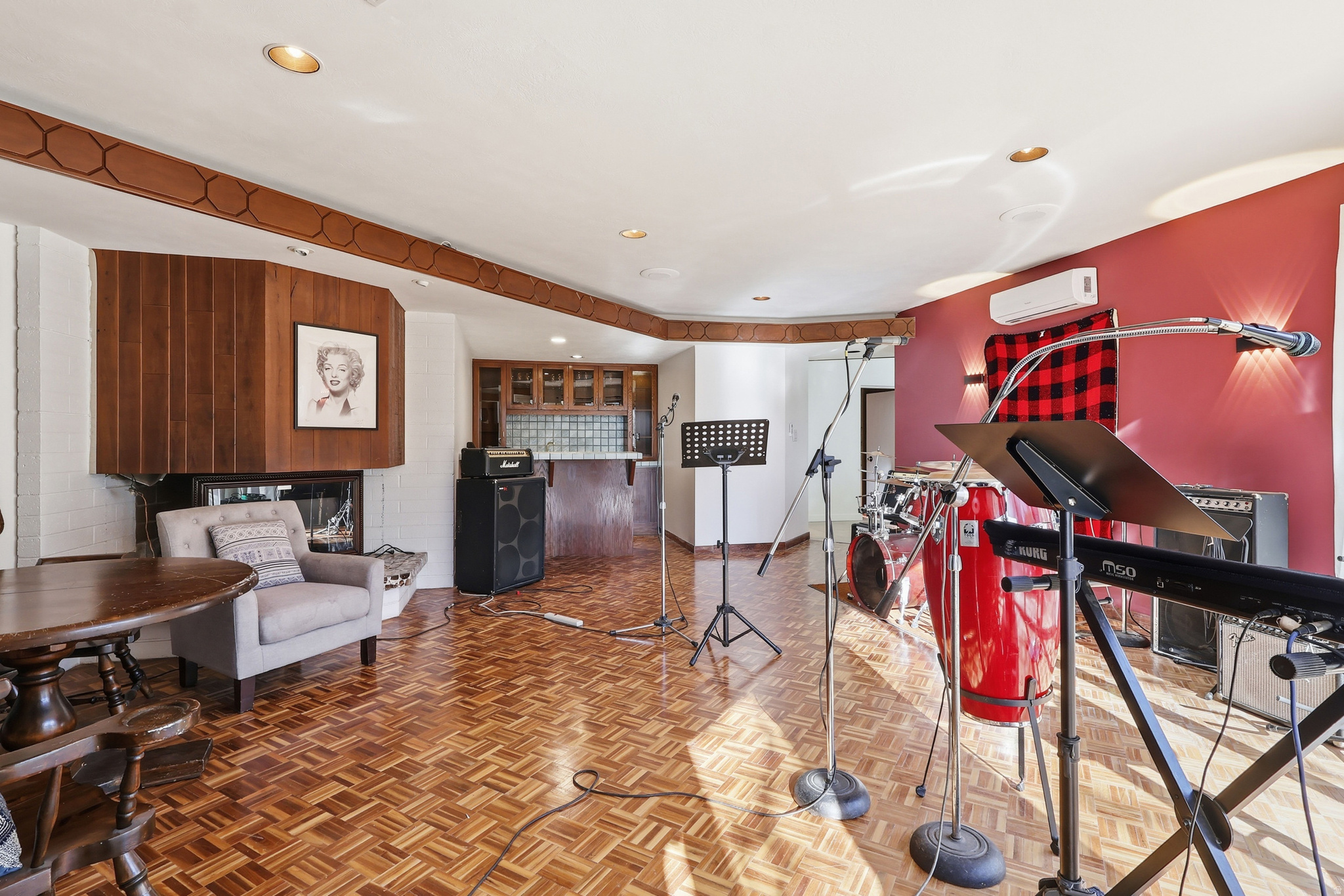 ST MARY HILL - Residential