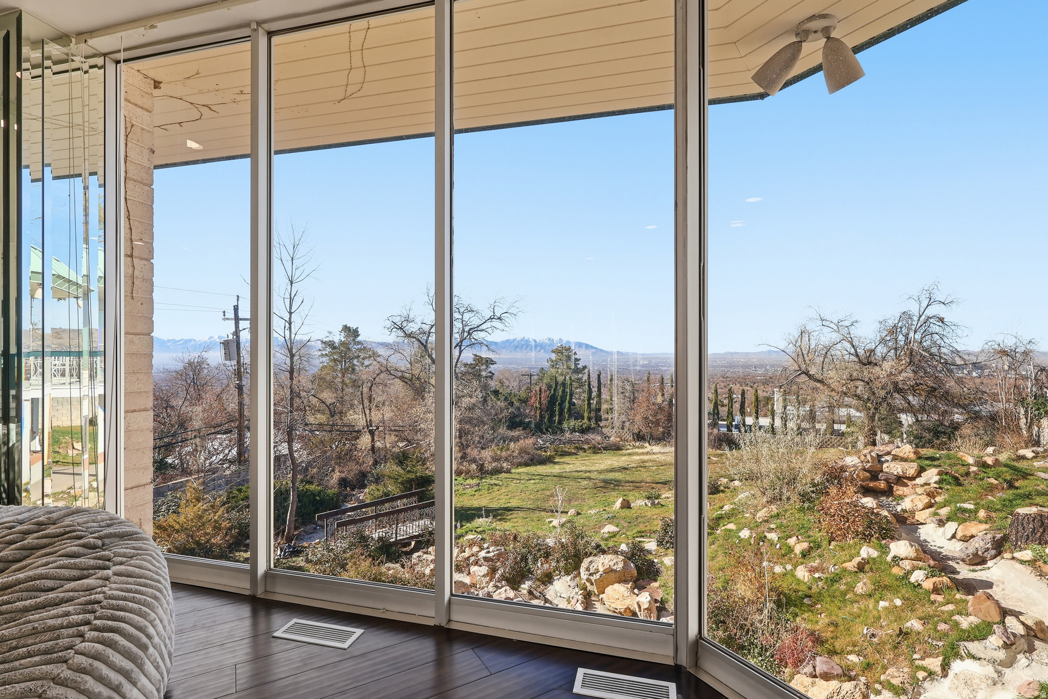 ST MARY HILL - Residential