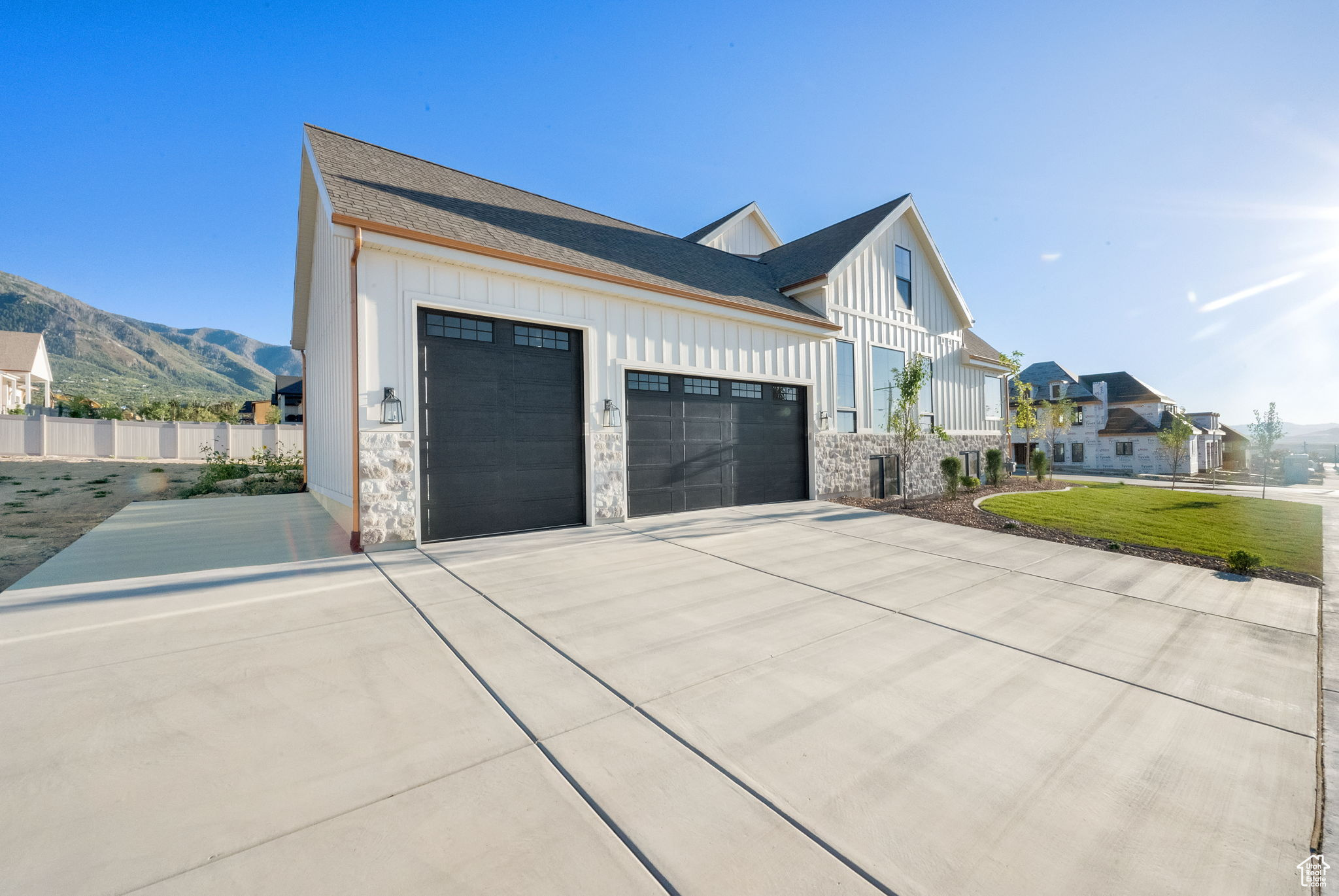 LEGACY HILLS - Residential