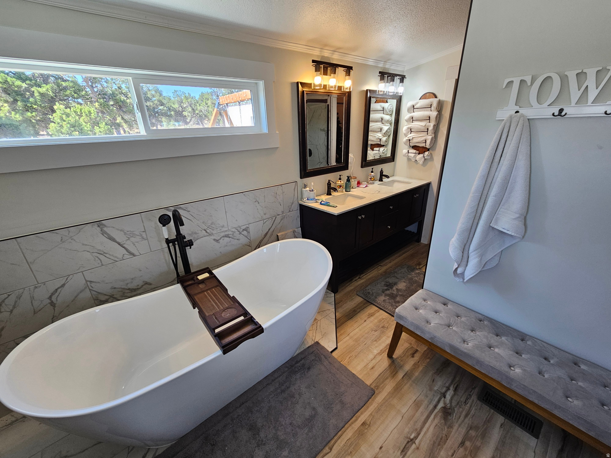 DUFF & HILTON MINOR - Residential