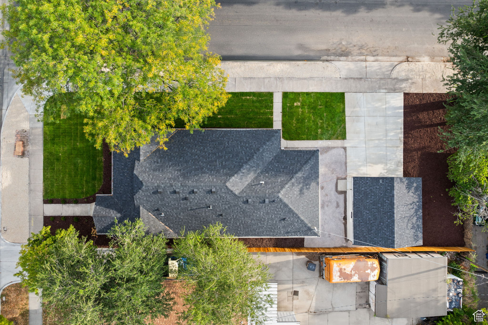 EAST WATERLOO - Residential