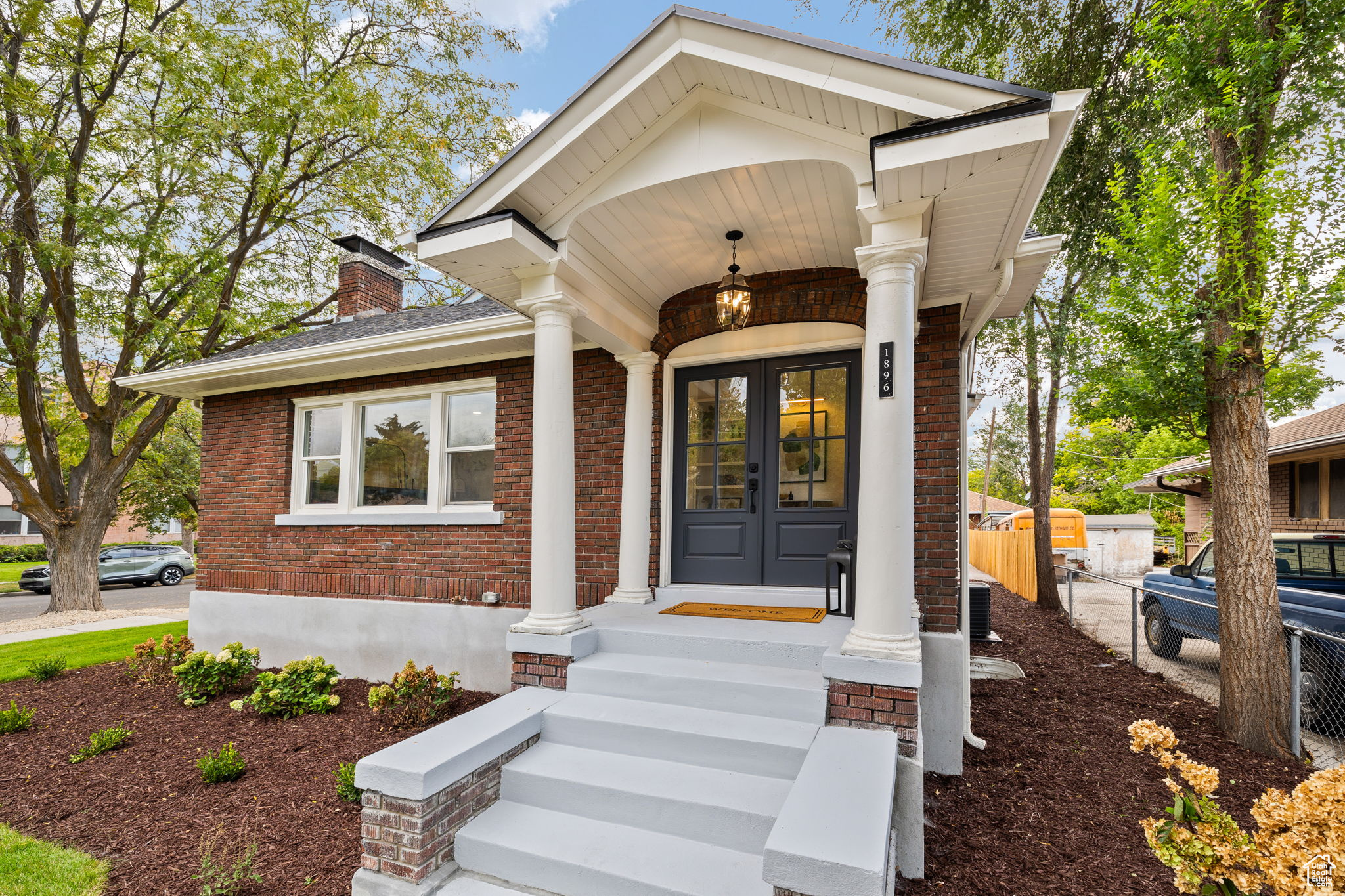 EAST WATERLOO - Residential