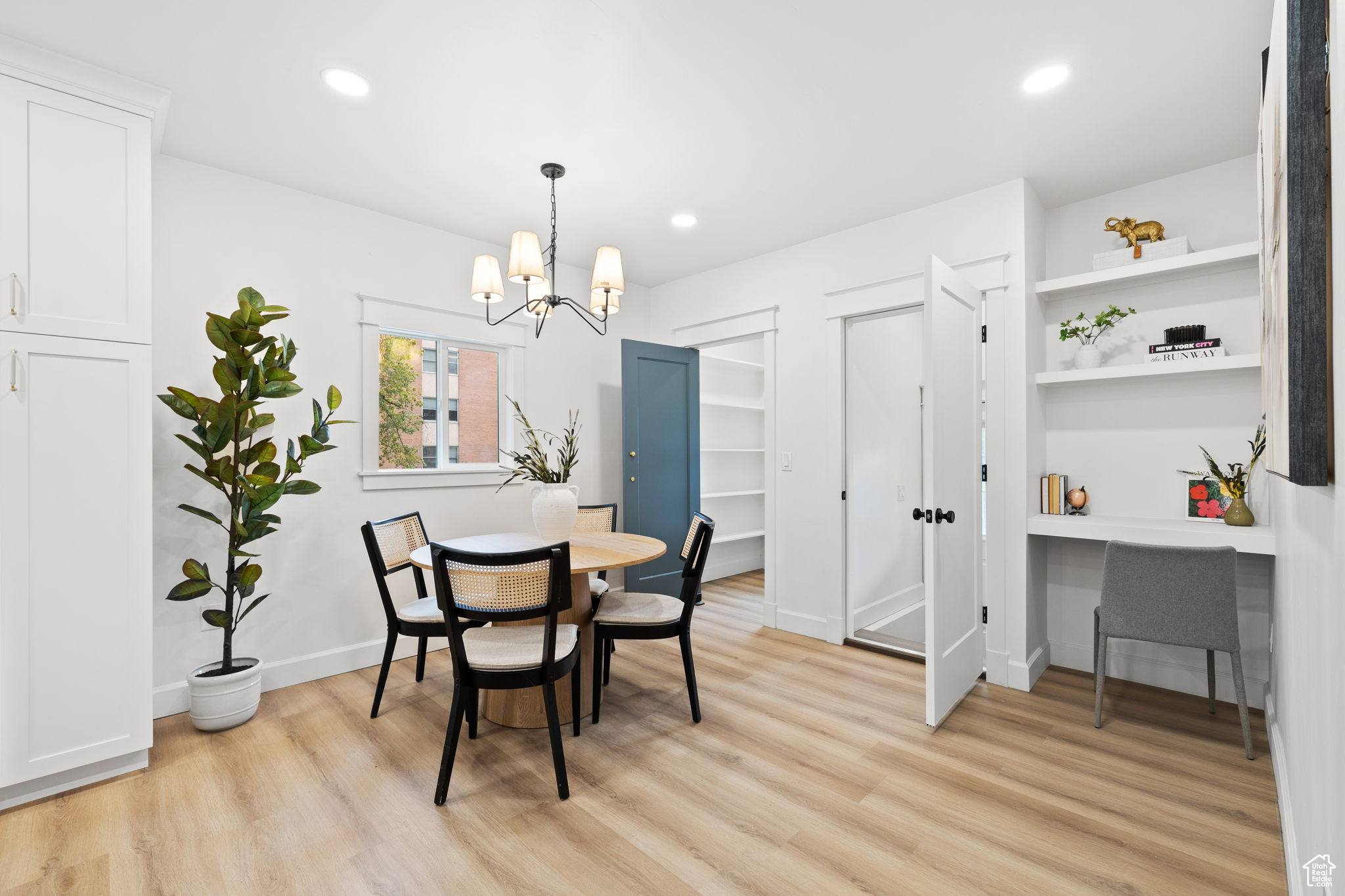EAST WATERLOO - Residential