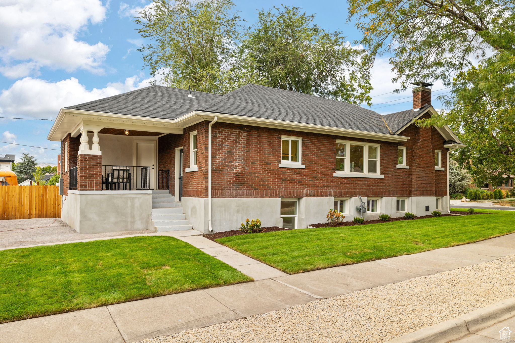 EAST WATERLOO - Residential