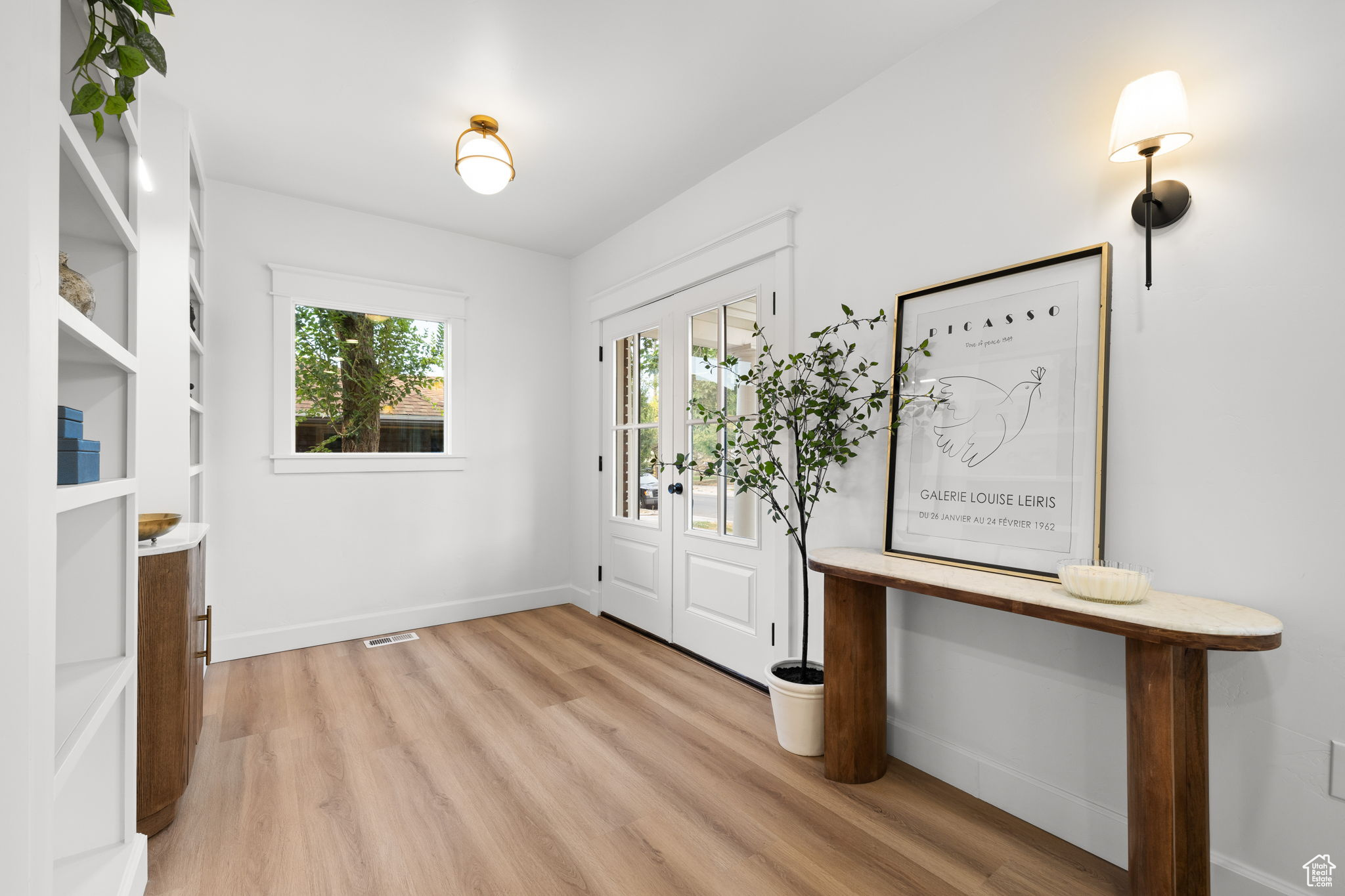 EAST WATERLOO - Residential