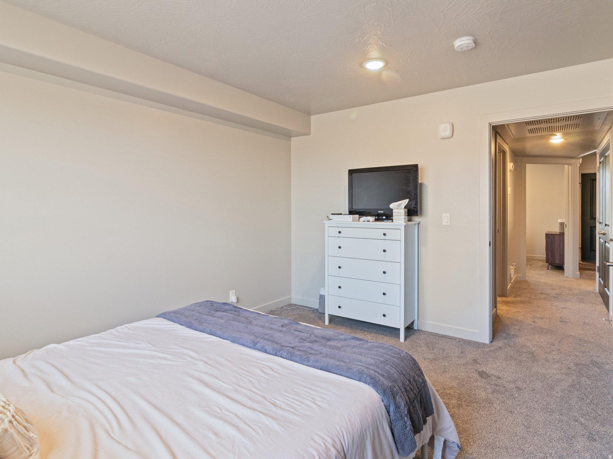 LONE ROCK CONDOS - Residential
