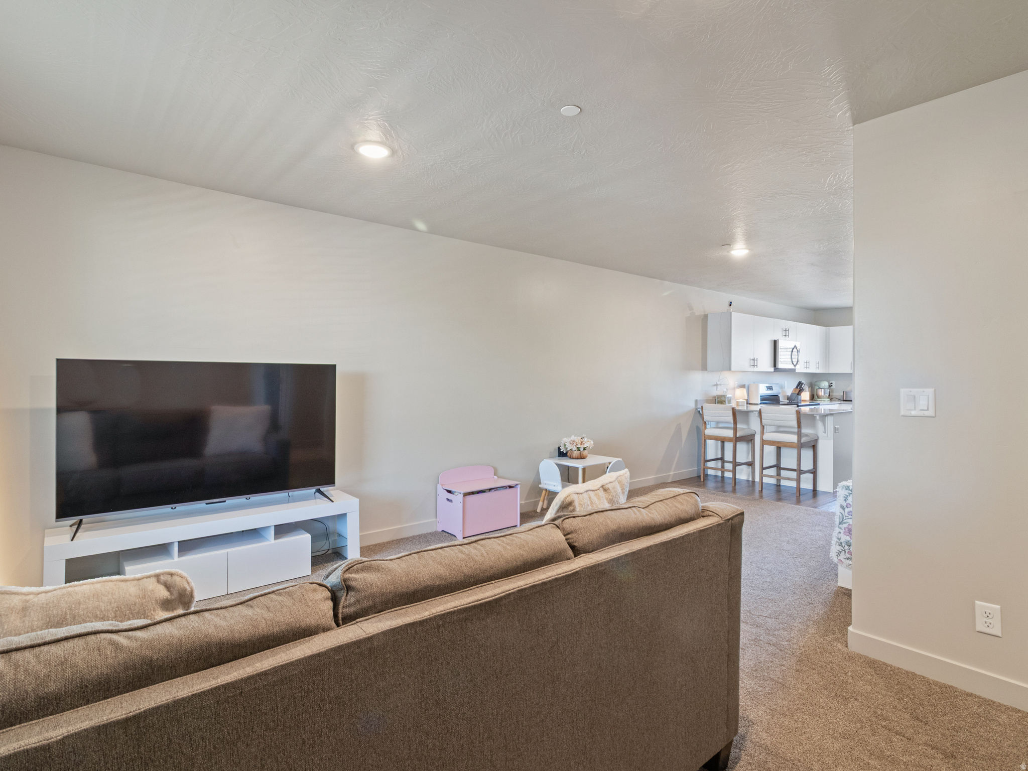 LONE ROCK CONDOS - Residential