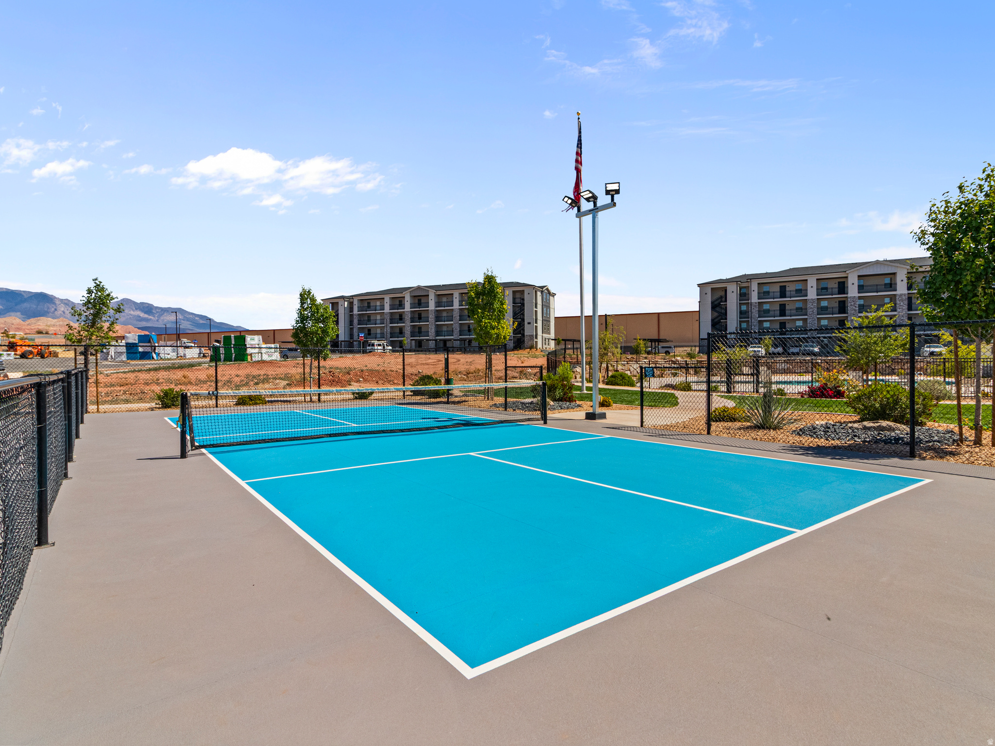 LONE ROCK CONDOS - Residential