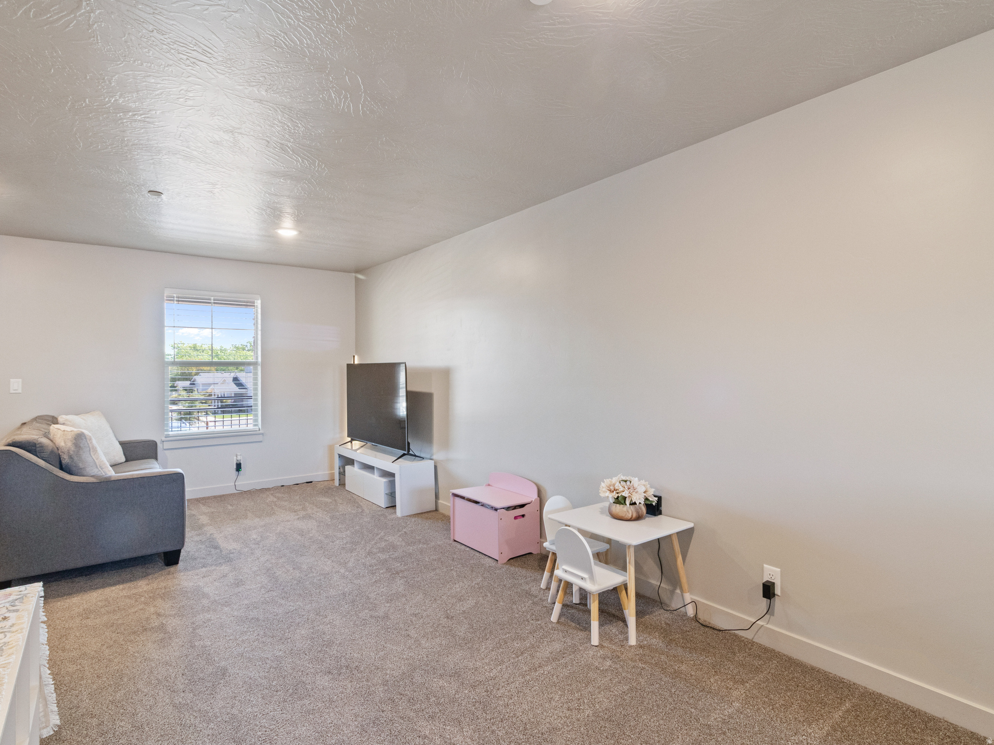 LONE ROCK CONDOS - Residential