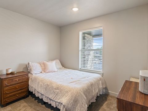 Tiny photo for 133 ROCK CANYON ST, Hurricane, UT 84737 (MLS # 2155337)