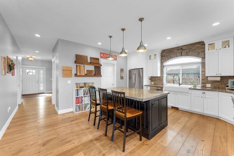 Tiny photo for 756 S 900 E, Orem, UT 84097 (MLS # 2126591)