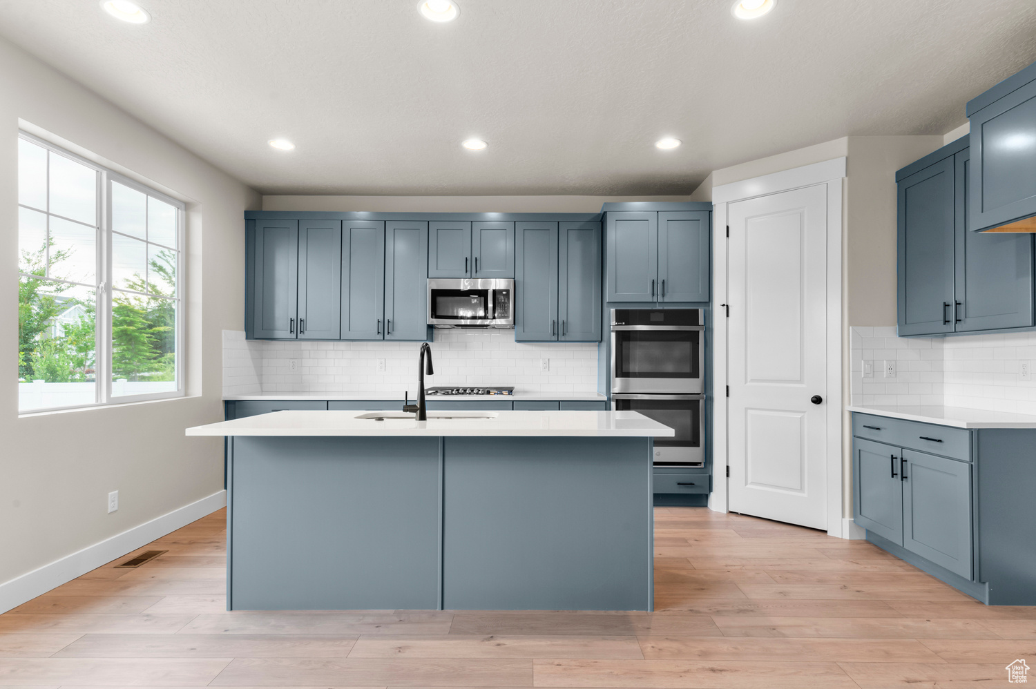 HOLBROOK FARMS 321 - Residential