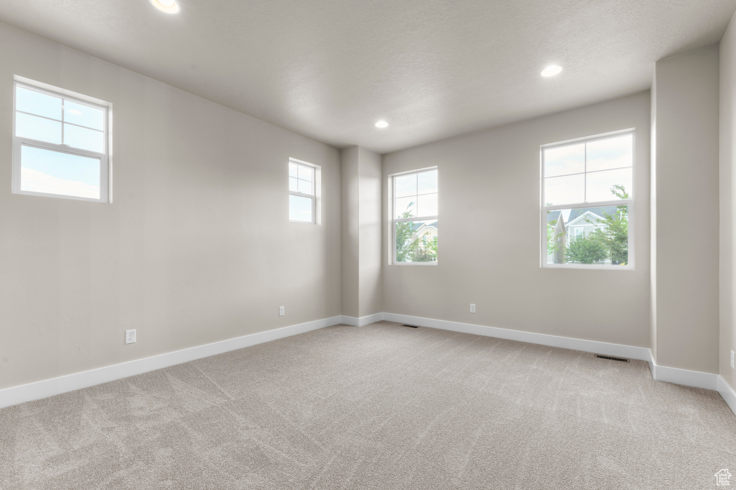 HOLBROOK FARMS 321 - Residential