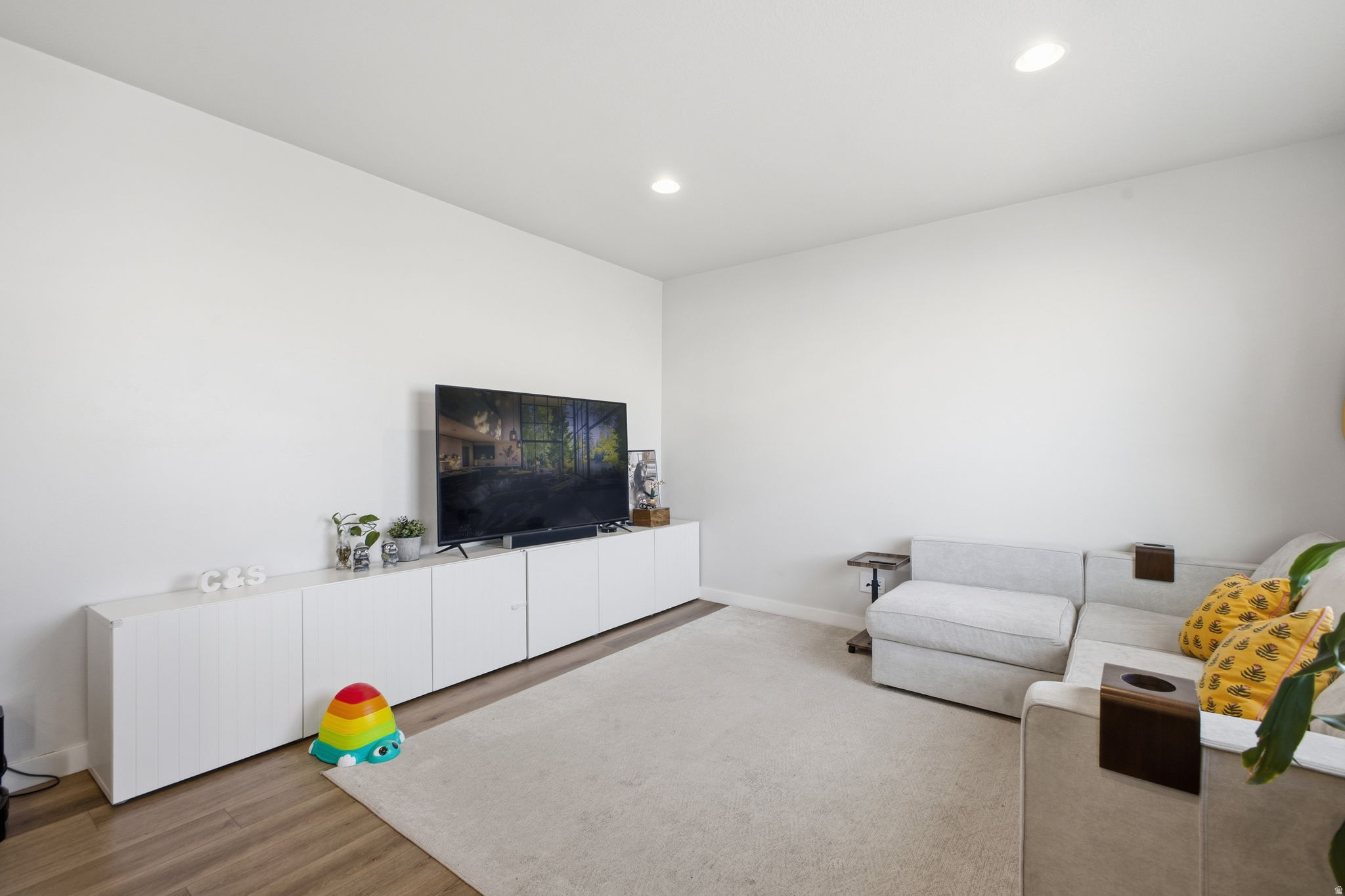 SALT POINT VISTA - Residential