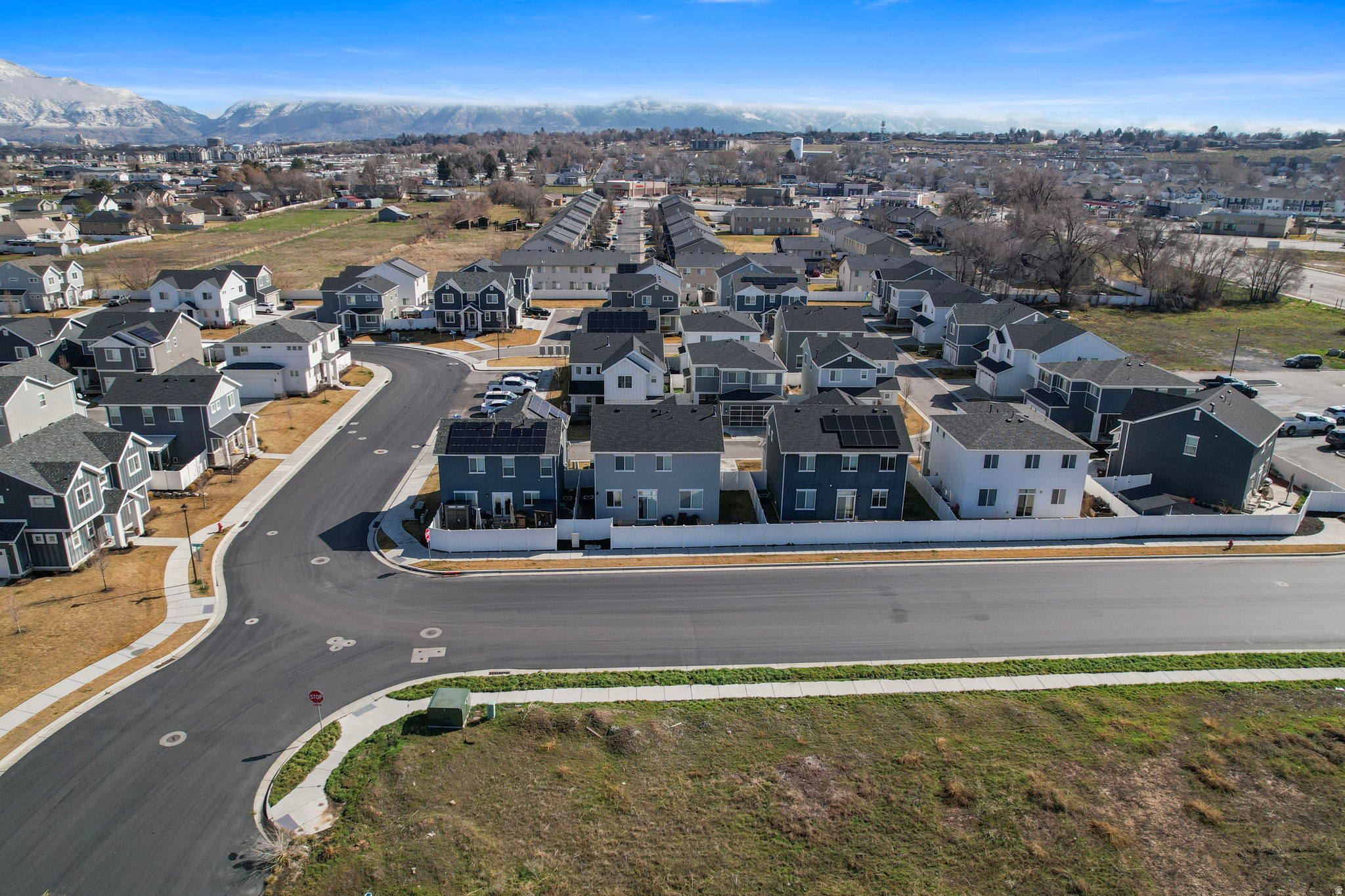 SALT POINT VISTA - Residential