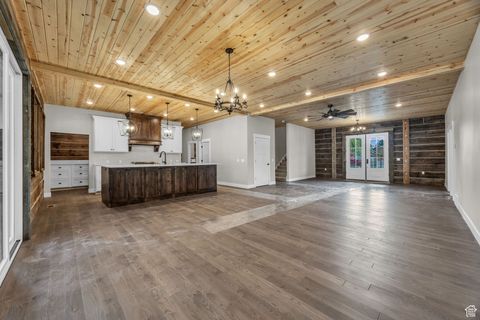 Tiny photo for 1138 N 1000 E, Mapleton, UT 84664 (MLS # 2110159)